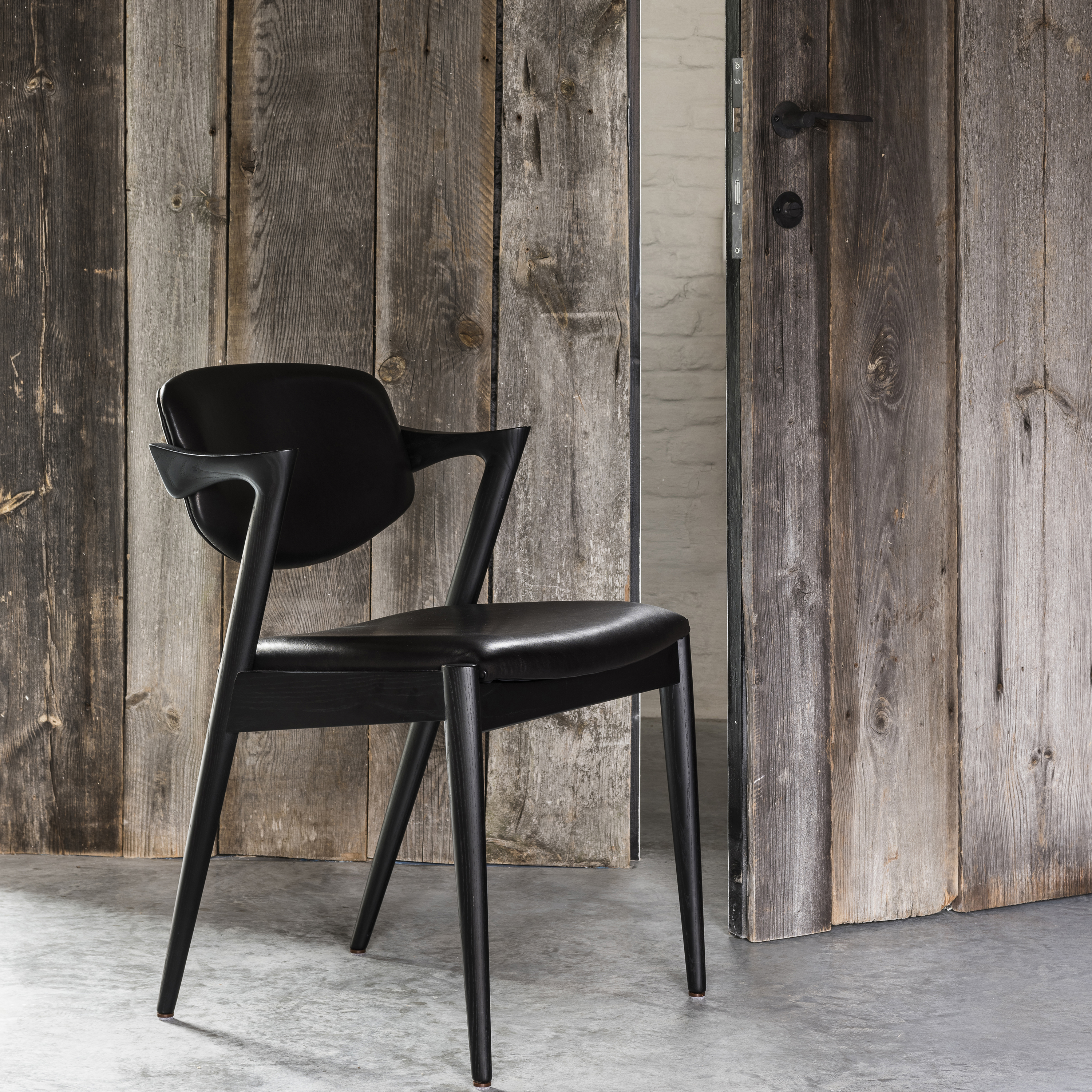 n42-chaise-1.jpg
